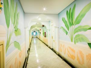 One-Bedroom Apartment with Spa Package room in Aparthotel Monarque Sultán