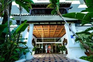 Aparthotel Monarque Sultán - Istán