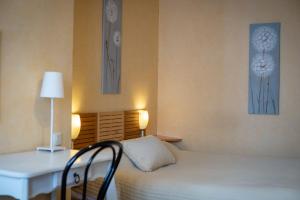 Hotels HotelLe MaraisCaillebotte : photos des chambres