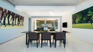 Avalon - 901 Luxurious & Best View 3 BR Amapas