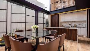 PIER 57 - 108 Luxurious Loft in Romantic Zone