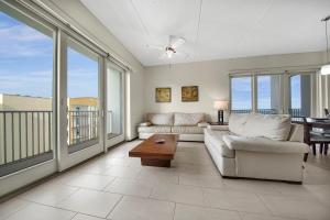 Two-Bedroom Apartment room in Peninsula Island Resort & Spa