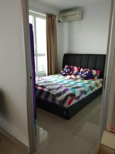 One-Bedroom Apartment room in Apartment Menara U2 near MSU and AEON Mall