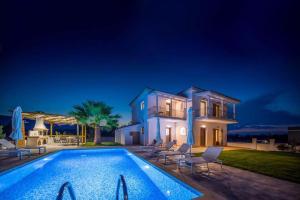 Kalpaki Villa Sleeps 9 Pool Air Con WiFi Zakynthos Greece