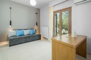 Kalpaki Villa Sleeps 9 Pool Air Con WiFi Zakynthos Greece