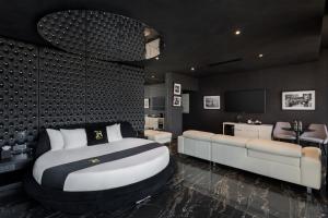 Hugos Boutique Hotel - Adults Only