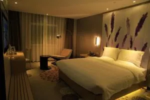 Lavande Hotel Tianshui Gangu Jicheng Square - Tianshui