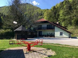 Guest House Atelšek 