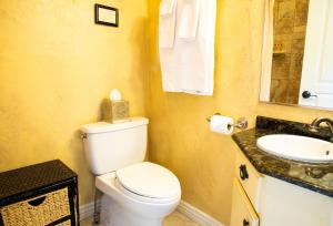 Deluxe Queen Room room in Letson Loft Hotel