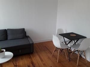 Appartements Charmant F2 avec vue, proche centre : Appartement 1 Chambre