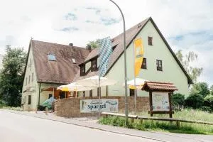 Gasthof Schloßbräu Lintach - Hirschau