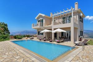 Lassi Villa Sleeps 7 Pool Air Con WiFi Kefalloniá Greece