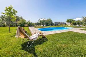 Afantou Villa Sleeps 8 Pool Air Con WiFi Rhodes Greece