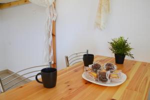 Manolis Studio