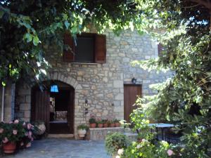 Guesthouse Karahalios Parnassos Greece