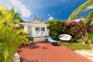 Garden Cottage - At Orange Hill - 2-star hotels in Nassau