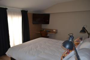 Hotels Hotel du Nord, Sure Hotel Collection by Best Western : Classic Queen Room - Street Side - Non remboursable