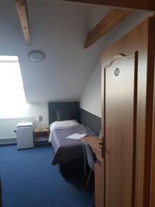 Single Room with Shower room in Hotel Rustikal