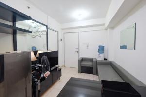 2BR Apartment Green Bay with Direct Access to Baywalk Mall By Travelio