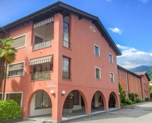 Ferienwohnung mit Garten und Pool in Ascona