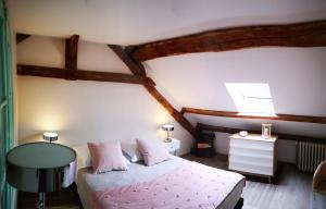 B&B / Chambres d'hotes Ancien moulin Creancey : photos des chambres