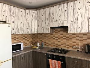 Квартира Льотне містечко