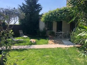 B&B / Chambres d'hotes B&B - Le Vieux Figuier : photos des chambres