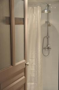 Maisons d'hotes La Maison de Line : Chambre Double - Vue sur Jardin