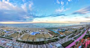 Lungomare della Libertà, 15, 47838 Riccione, Rimini, Italy.