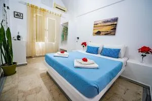 Join Us Low Cost Rooms - Anafi