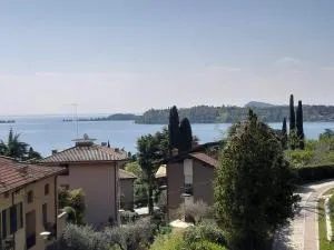 VALLE FIORITA 42 - Lake view apartment - Montecucco