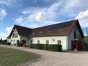 Prosper Lovasklub Panzió - Piliscsév