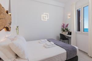 Sunset Paraportiani Rooms