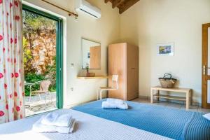 Anninata Villa Sleeps 6 Air Con WiFi Kefalloniá Greece