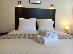 Hotels Les Bains Boyardville - Hotel et Restaurant : photos des chambres