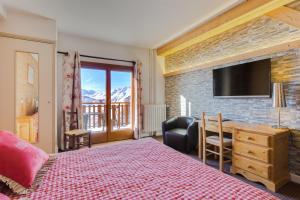 Hotels Le Castillan : photos des chambres