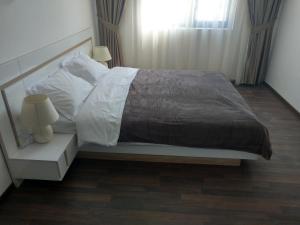 Private Apartment in Millennium 2