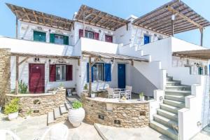 Seirines Apartments Tinos Greece