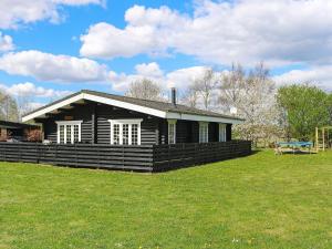 Three-Bedroom Holiday Home  room in Holiday home Hadsund LXVI