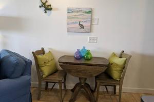 Oceanfront Paradise - Beach at your backdoor!!