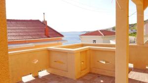 Cosy 1 bedroom apartment with sea view