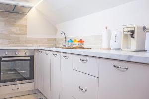 The Place Old Town Apartment