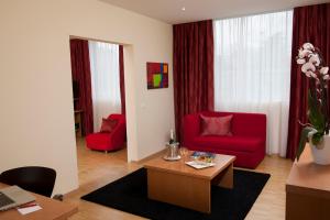 King Suite with Sofa Bed - Non-Smoking room in Ramada Encore by Wyndham Geneva