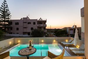 Villa Amelia I Free 8 seater mini van & pool