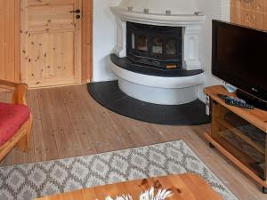 Three-Bedroom Holiday home in Utvik 1