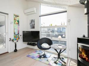 8 person holiday home in Ringkøbing