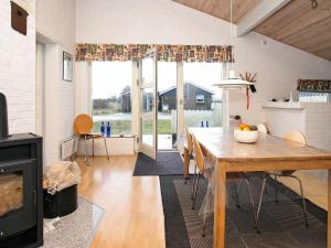 Three-Bedroom Holiday home in Thisted 4