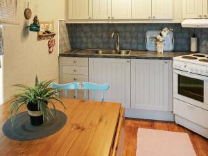 5 person holiday home in FALKENBERG-By Traum