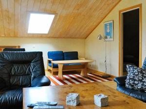 Four-Bedroom Holiday home in S-Uddvalla