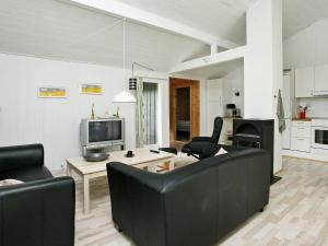 6 person holiday home in Ålbæk-By Traum